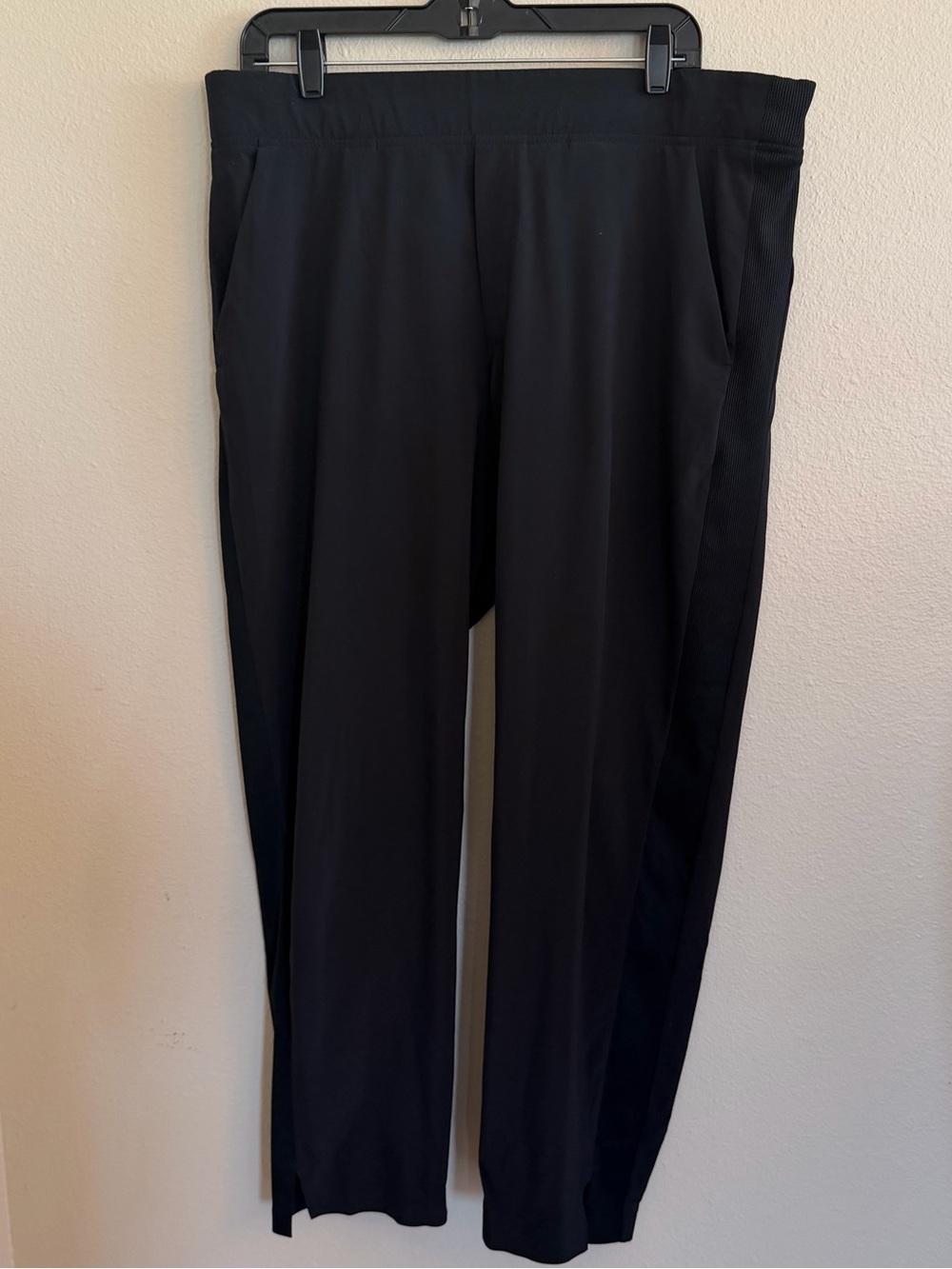 Women's Brooklyn- Black Pants - Size 16